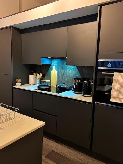 Cityzenretreat - Mezzanine Apartment Sleeps 4 Sheffield City Centre Екстер'єр фото