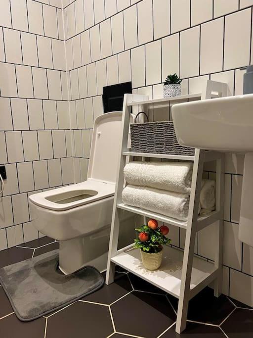 Cityzenretreat - Mezzanine Apartment Sleeps 4 Sheffield City Centre Екстер'єр фото