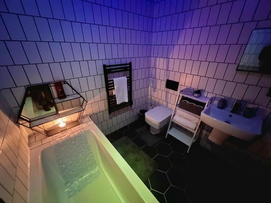 Cityzenretreat - Mezzanine Apartment Sleeps 4 Sheffield City Centre Екстер'єр фото